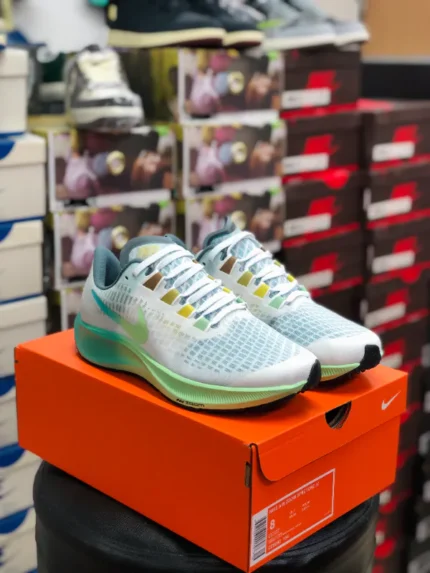 Nike Air Zoom Pegasus 37 Butterfly